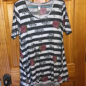 LuLaRoe Perfect T